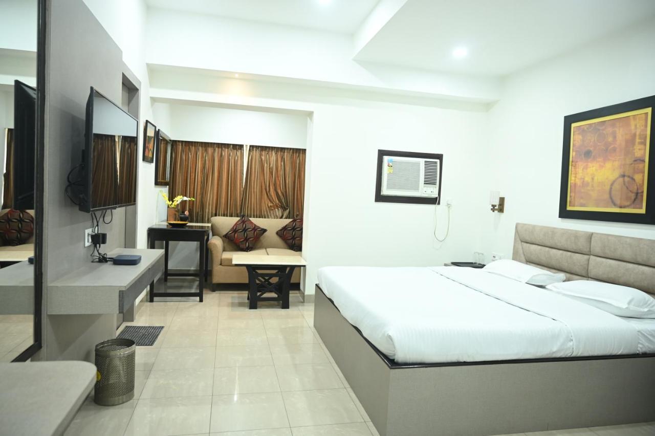 Elgin Suites Calcutta Buitenkant foto