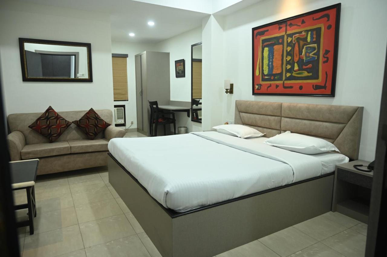 Elgin Suites Calcutta Buitenkant foto