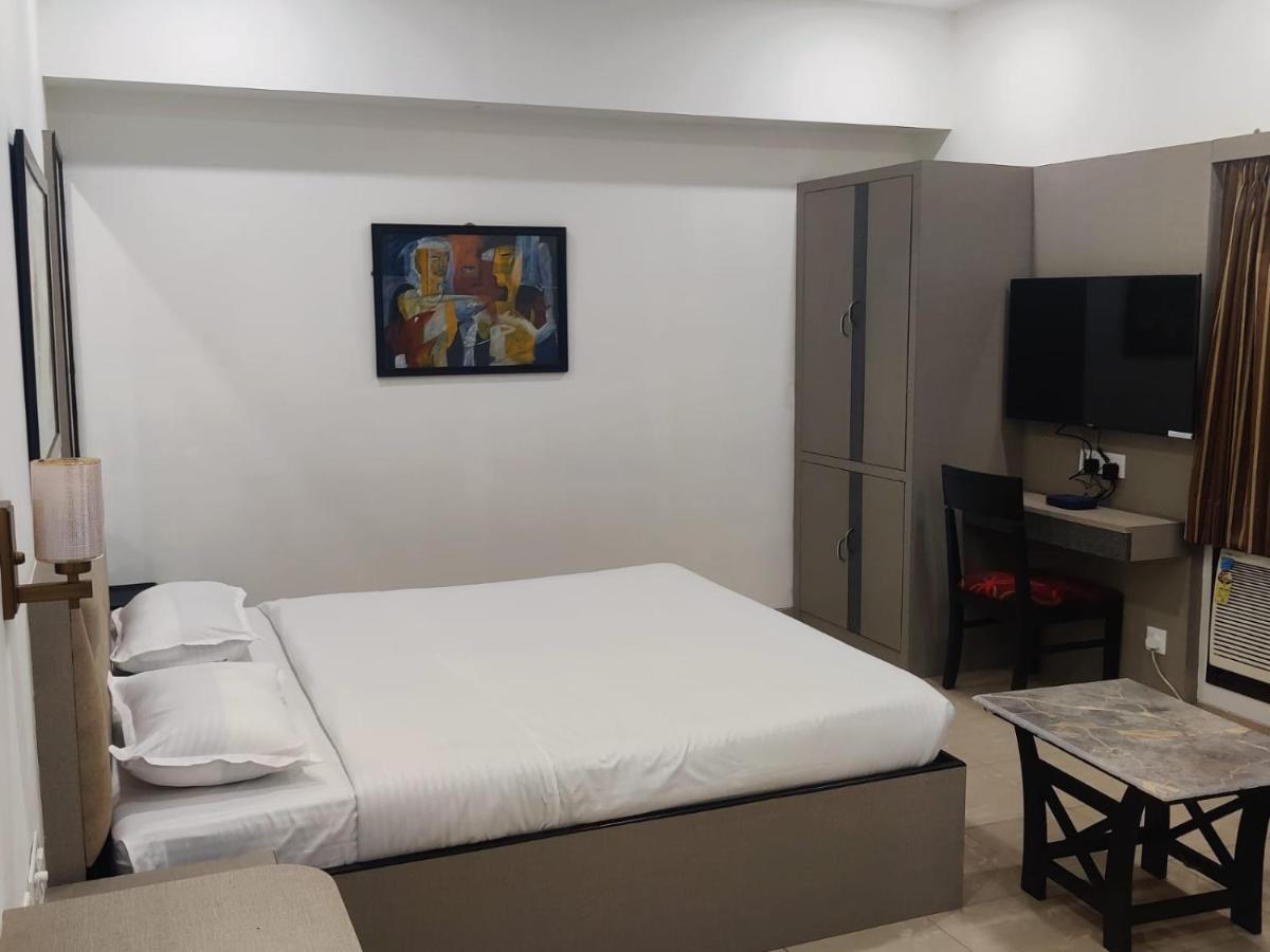 Elgin Suites Calcutta Buitenkant foto